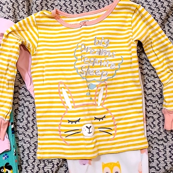 Set of 2 Carter's Fleece Pajamas Size 2 - Picture 4 of 6